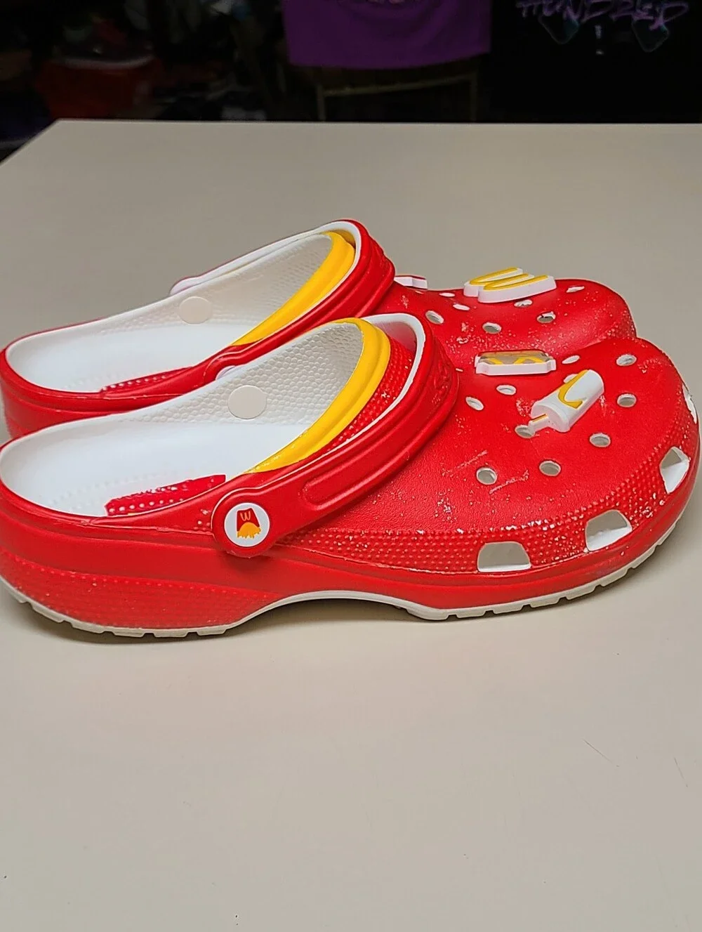 CROCS mc donald